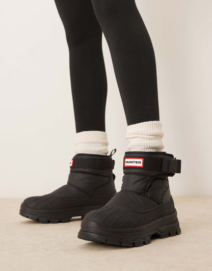 Intrepid Short Buckle Snow Boots