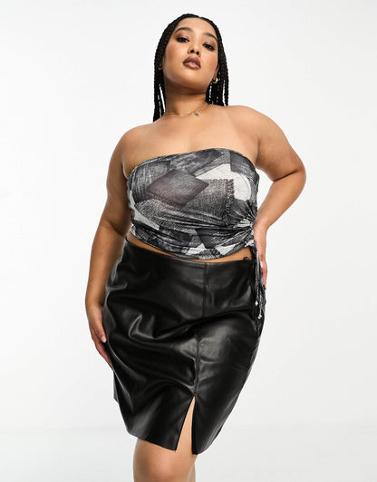 Curve Faux Leather Mini Skirt With Slit