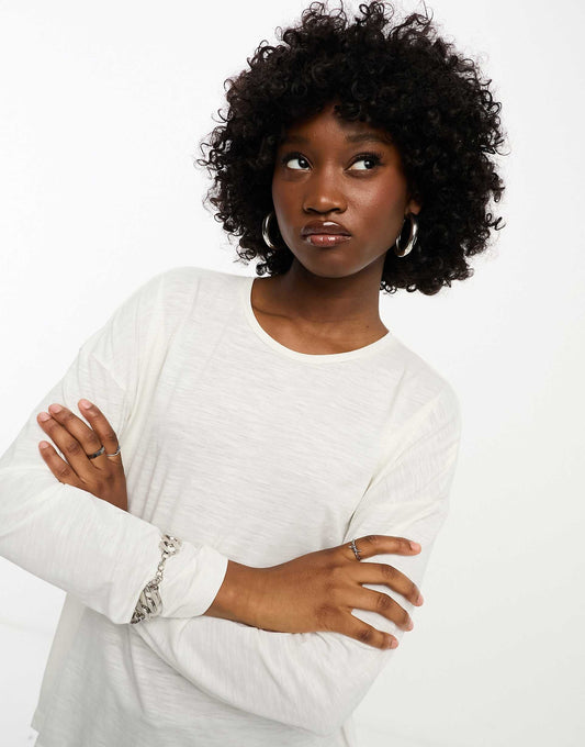 Relaxed Long Sleeve T-Shirt