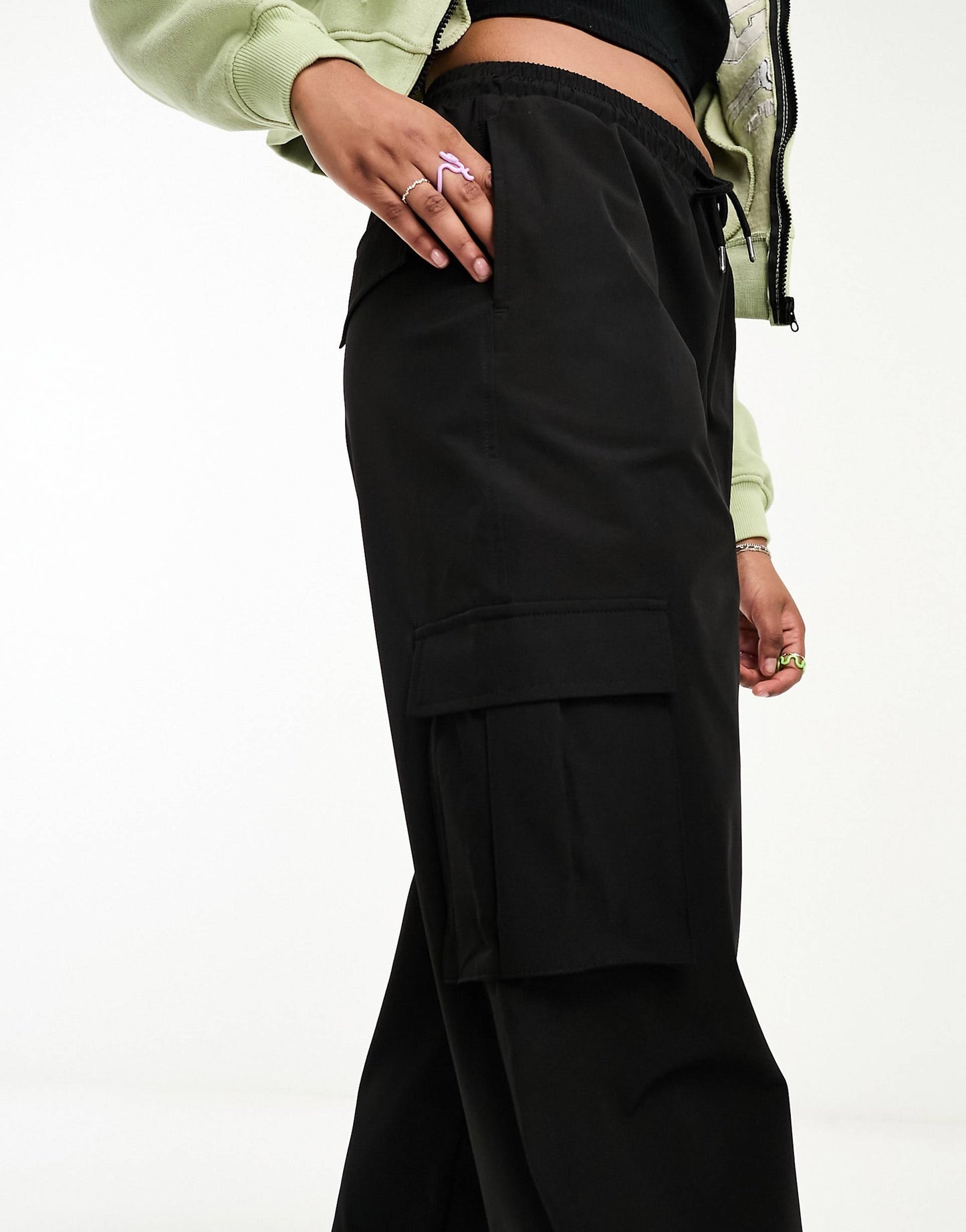 Cargo Trousers With Pocket Details