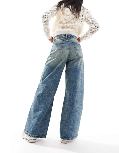 X013 Mid Rise Wide Leg Jeans