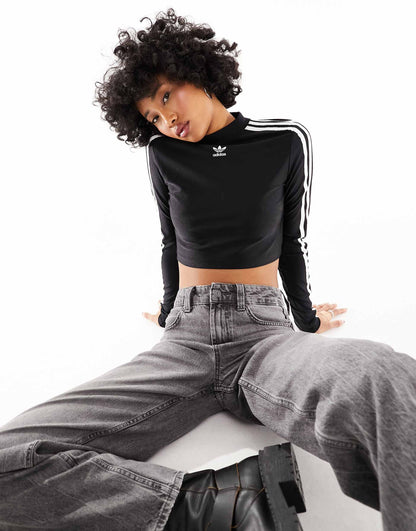 Cropped Long Sleeve Top
