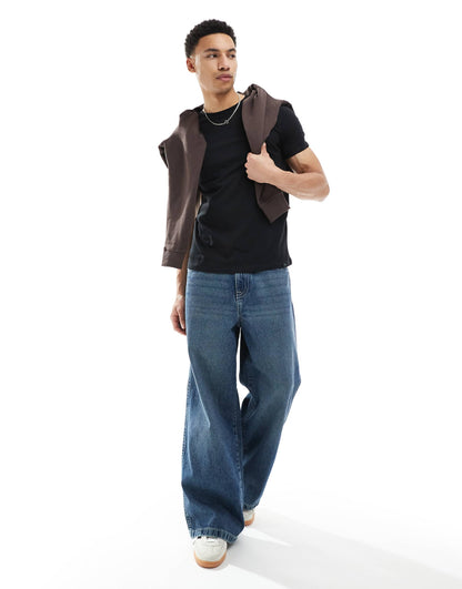Muscle Fit T-Shirt