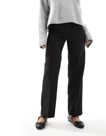 Tailored Straight Slim Leg Trouser