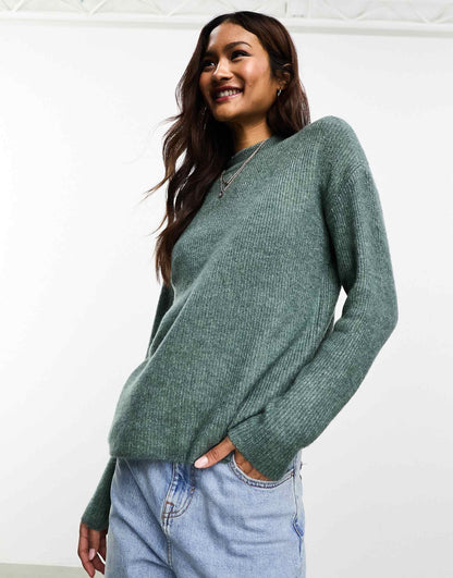 Round Neck Jumper