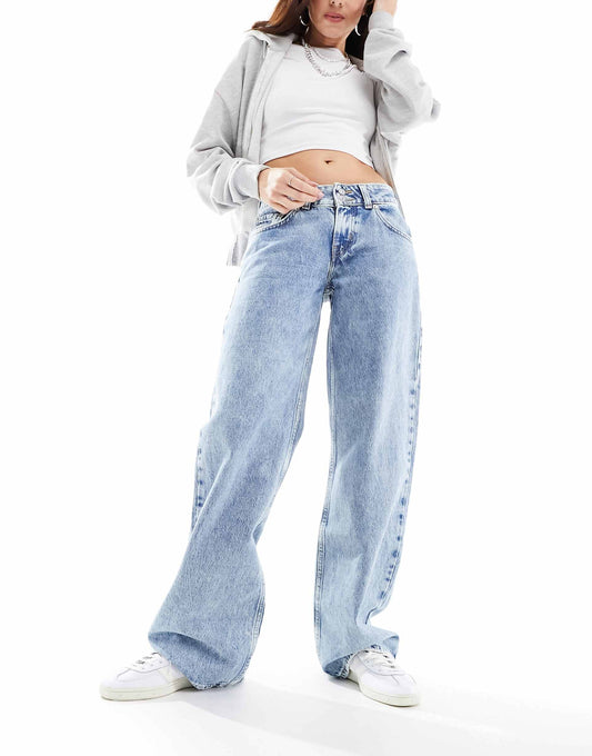 Superlow Waist Loose Fit Jeans