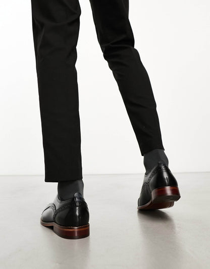 Cast Waxy Brogue Shoe