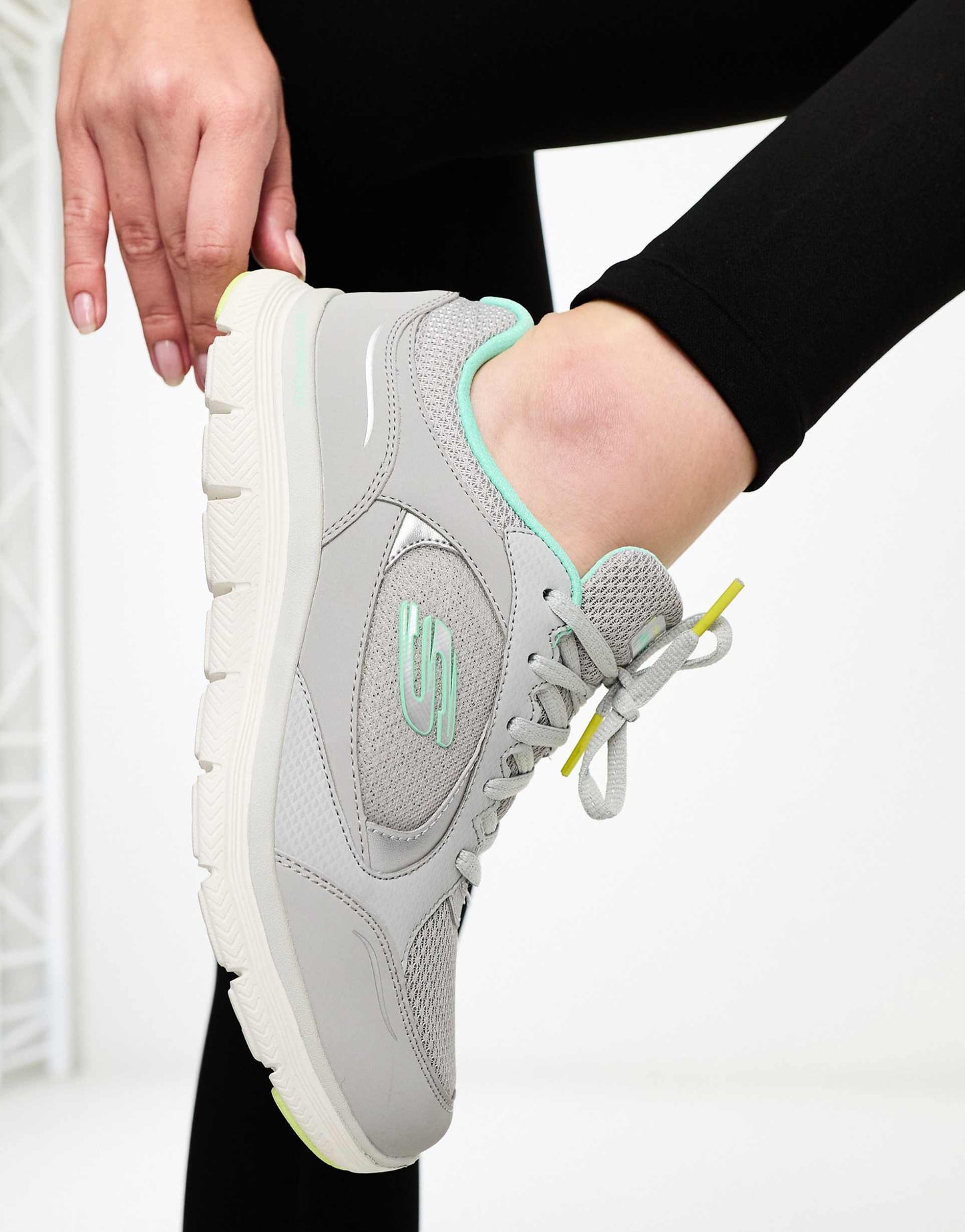 Flex Appeal 4.0 True Clarity Sport Shoes