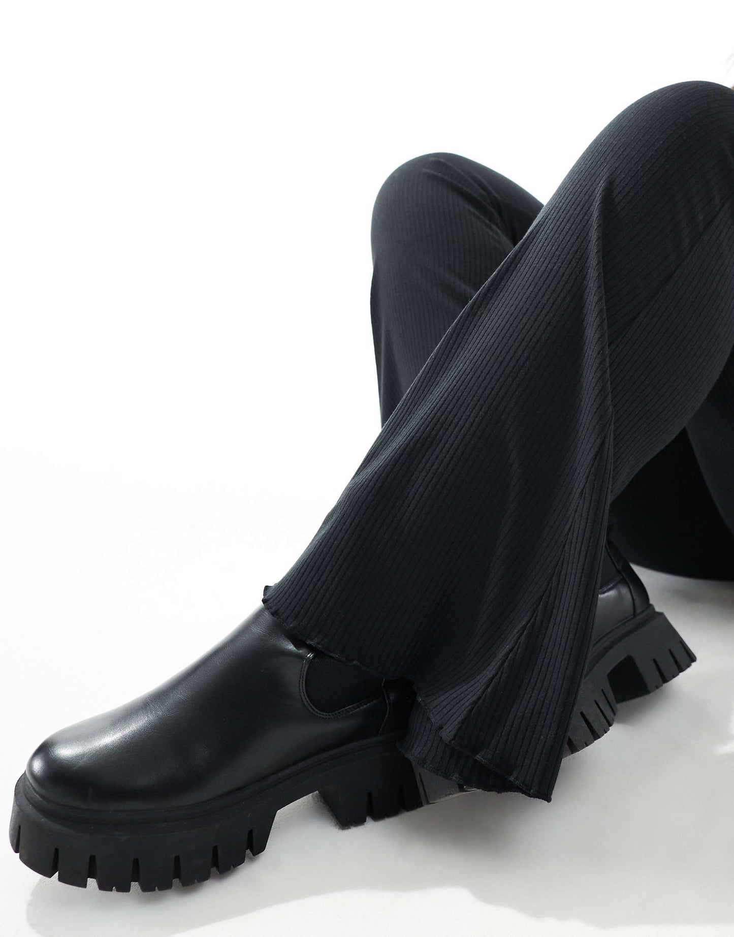 Curve Rib Flare Trouser With Lettuce Hem