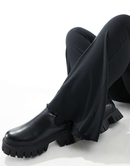 Curve Rib Flare Trouser With Lettuce Hem