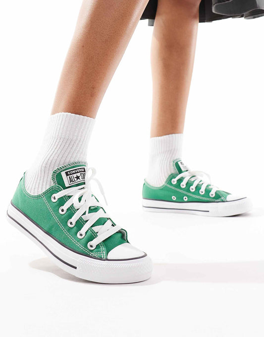 Chuck Taylor All Star Ox Trainers