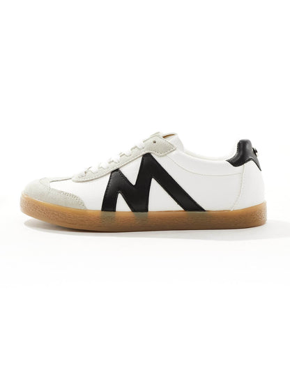 Escapade Trainers