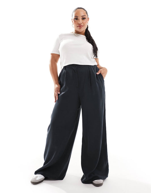 Curve Relaxed Straight Leg Trousers