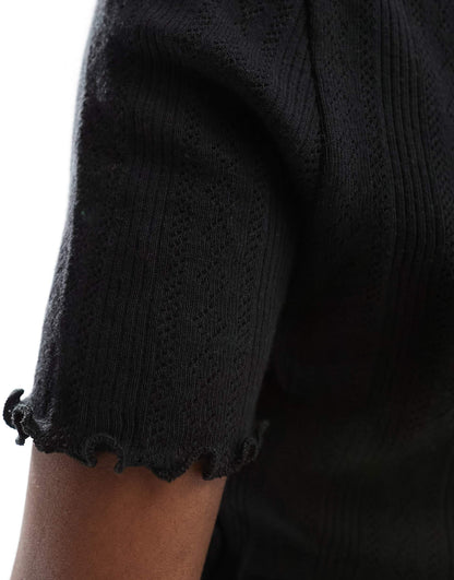 Baby Lock Crop Top