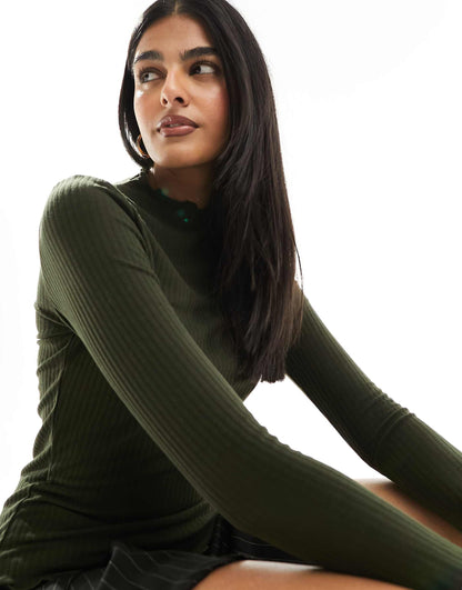Lettuce Edge High Neck Ribbed Top