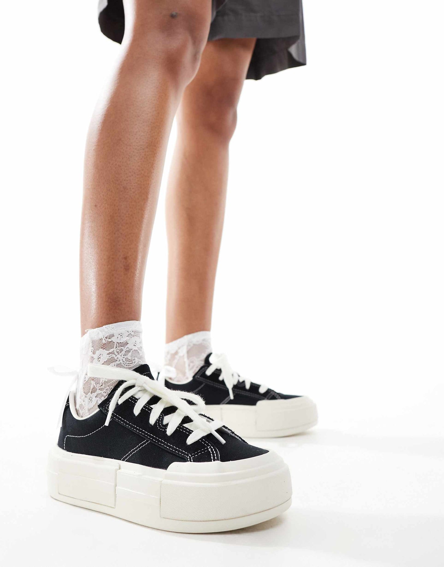 Chuck Taylor All Star Cruise Ox Trainers