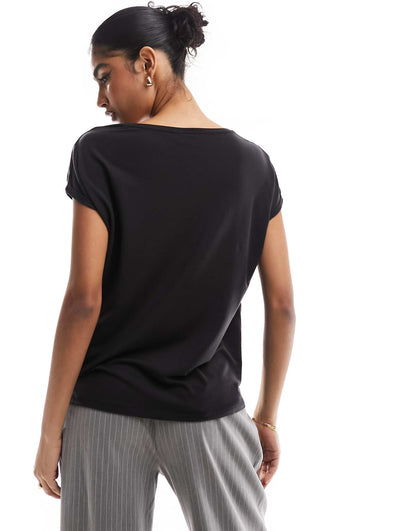 Round Neck T-Shirt