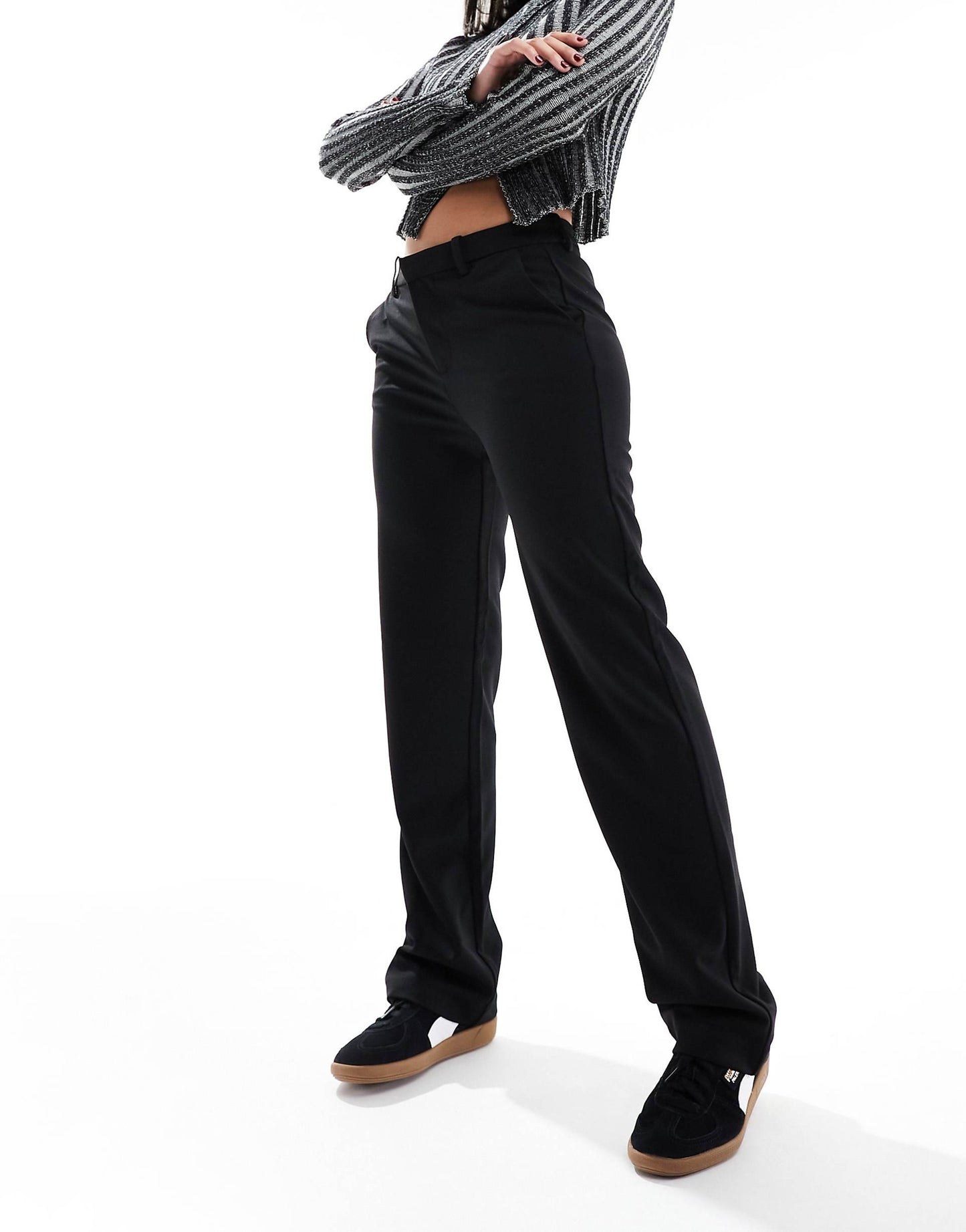 Mid Rise Straight Leg Trouser
