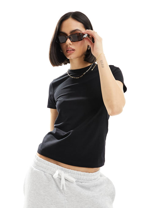 Fitted T-Shirt