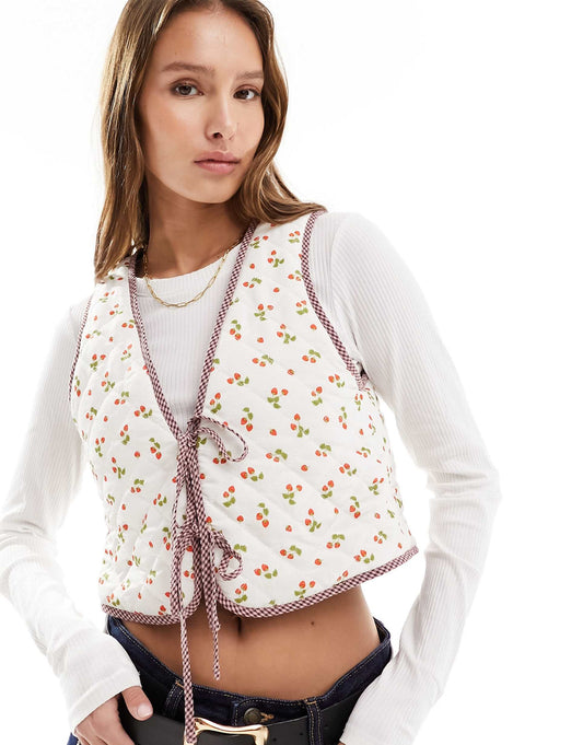 Exclusive Strawberry Print Reversible Quilted Gilet