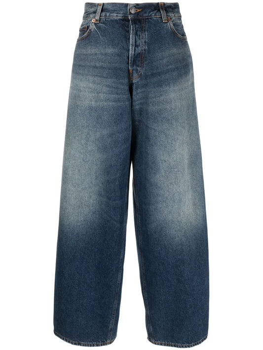Wide-Leg Jeans