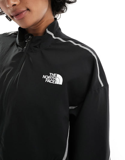 Training Hakuun Contour Seam Wind Jacket