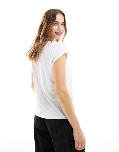 Slinky V Neck T-Shirt