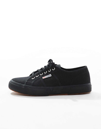 2750 Cotu Classic Trainers In Black