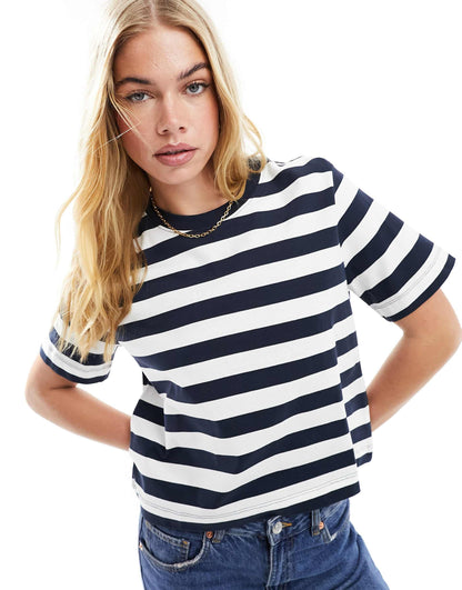 Femme Boxy Fit T-Shirt
