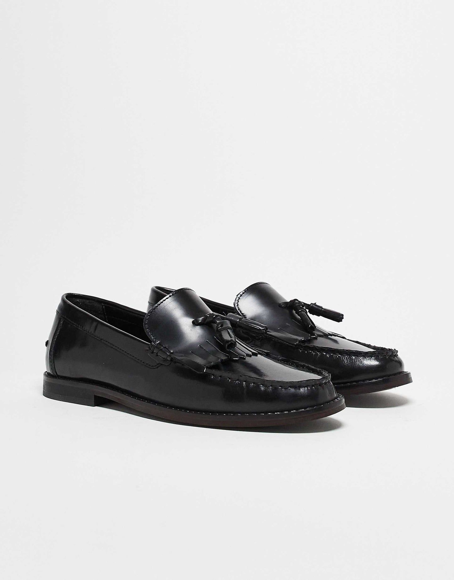 Loafers With Fringe Detail