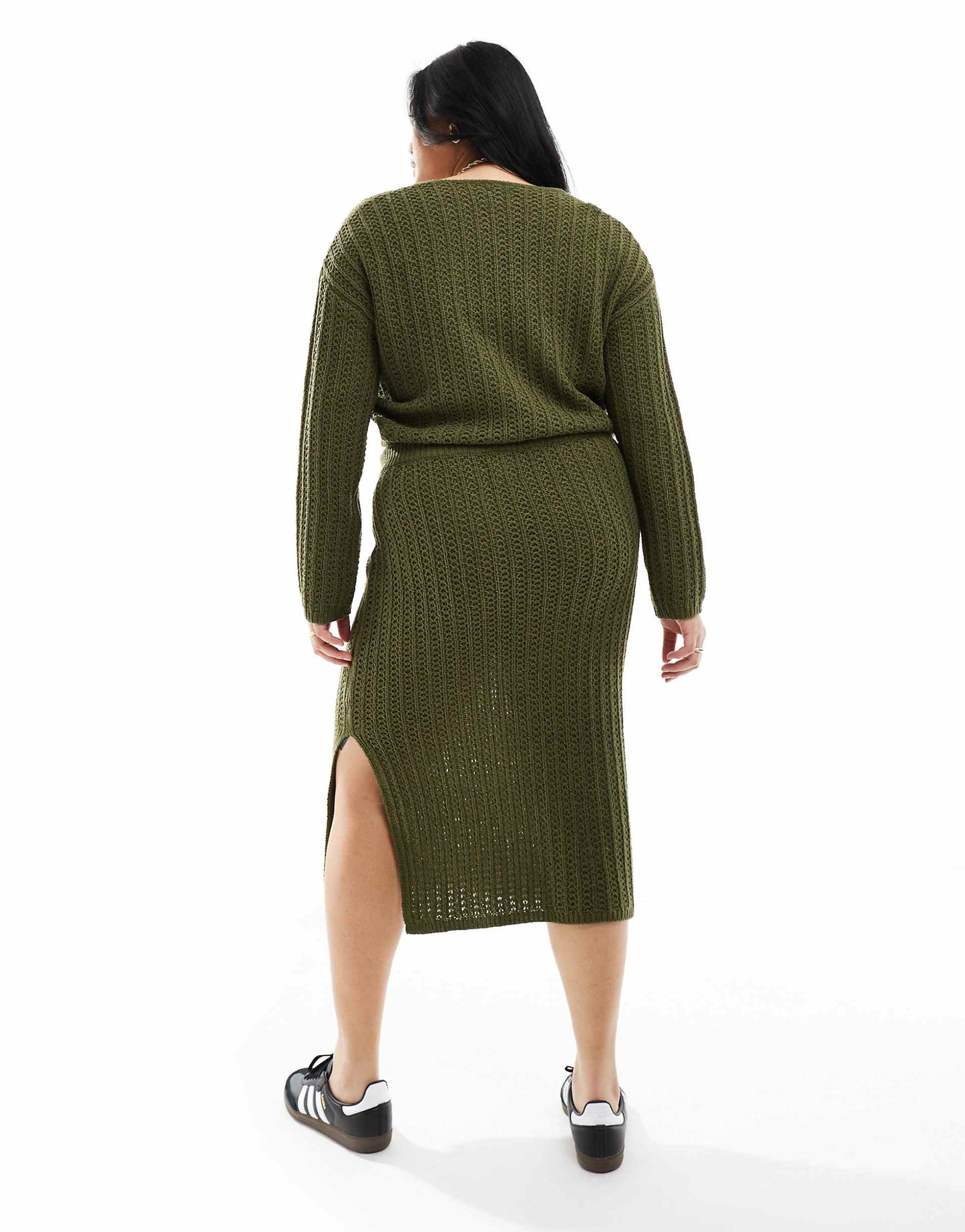 Curve Knitted V Neck Crop Jumper
