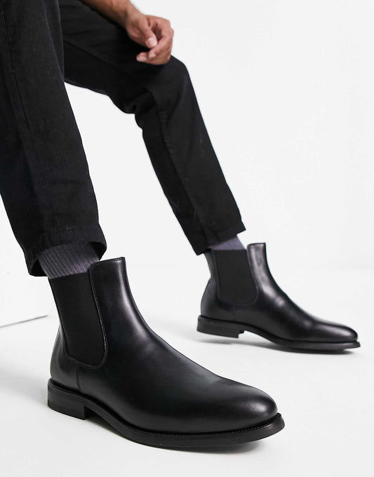 Chelsea Boots