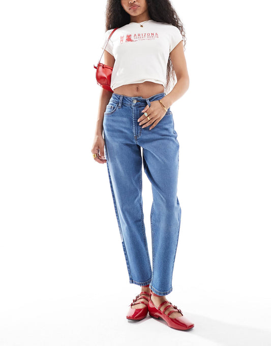 Petite Mom Jean