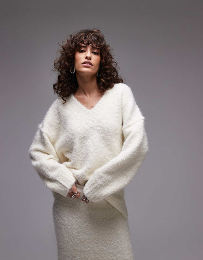 Knitted Co-Ord V-Neck Fluffy Oversized Jumper