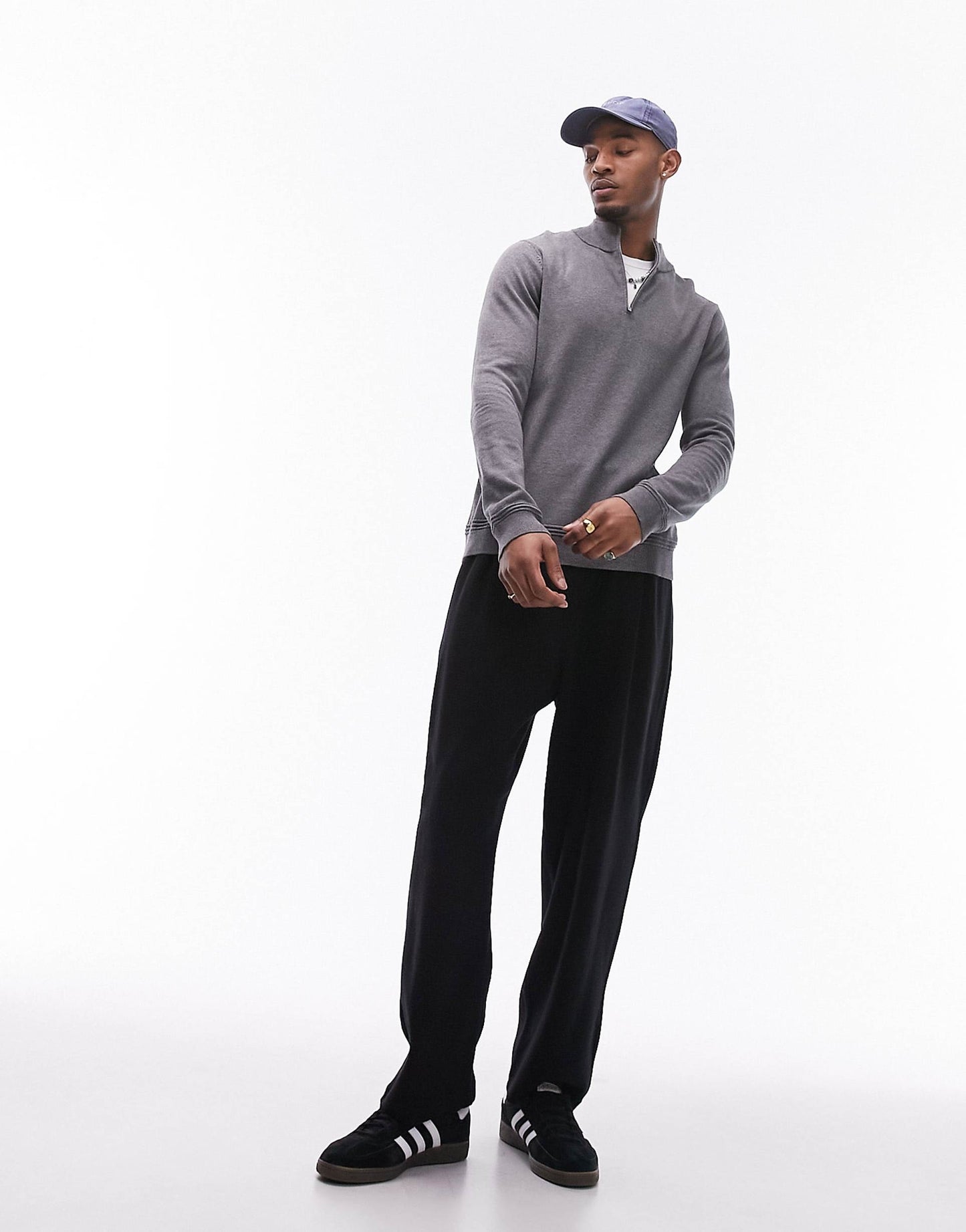 Essentials 1/4 Zip