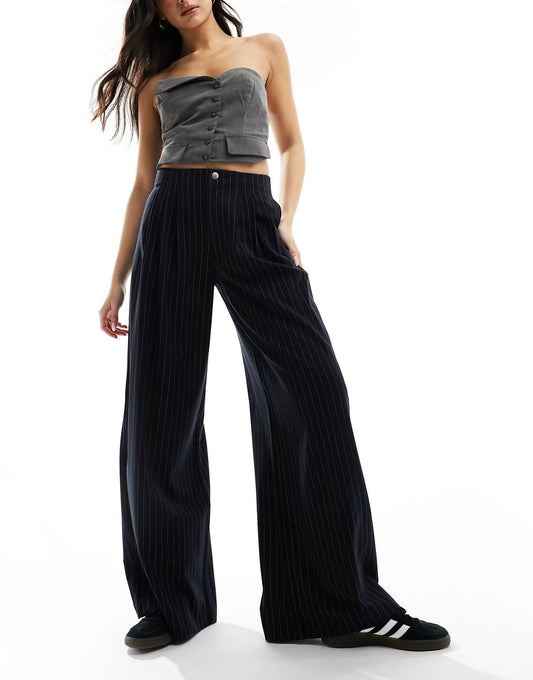 Tailored Pleated Wide Leg Trouser