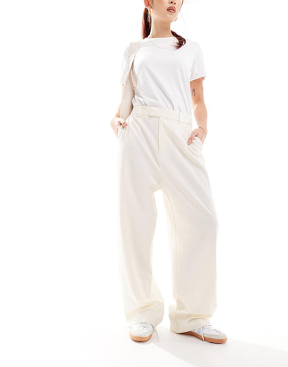 Str Low Slung  Tailored Trouser
