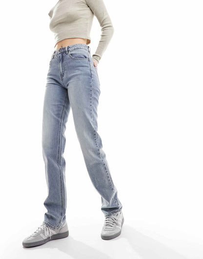 Str Straight Leg Jean With Stretch