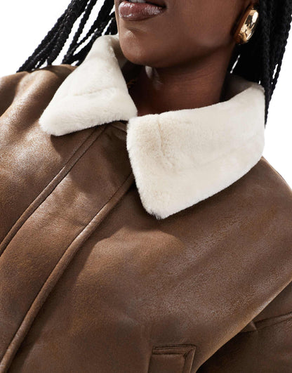 Curve Top Collar Shearling Jacket