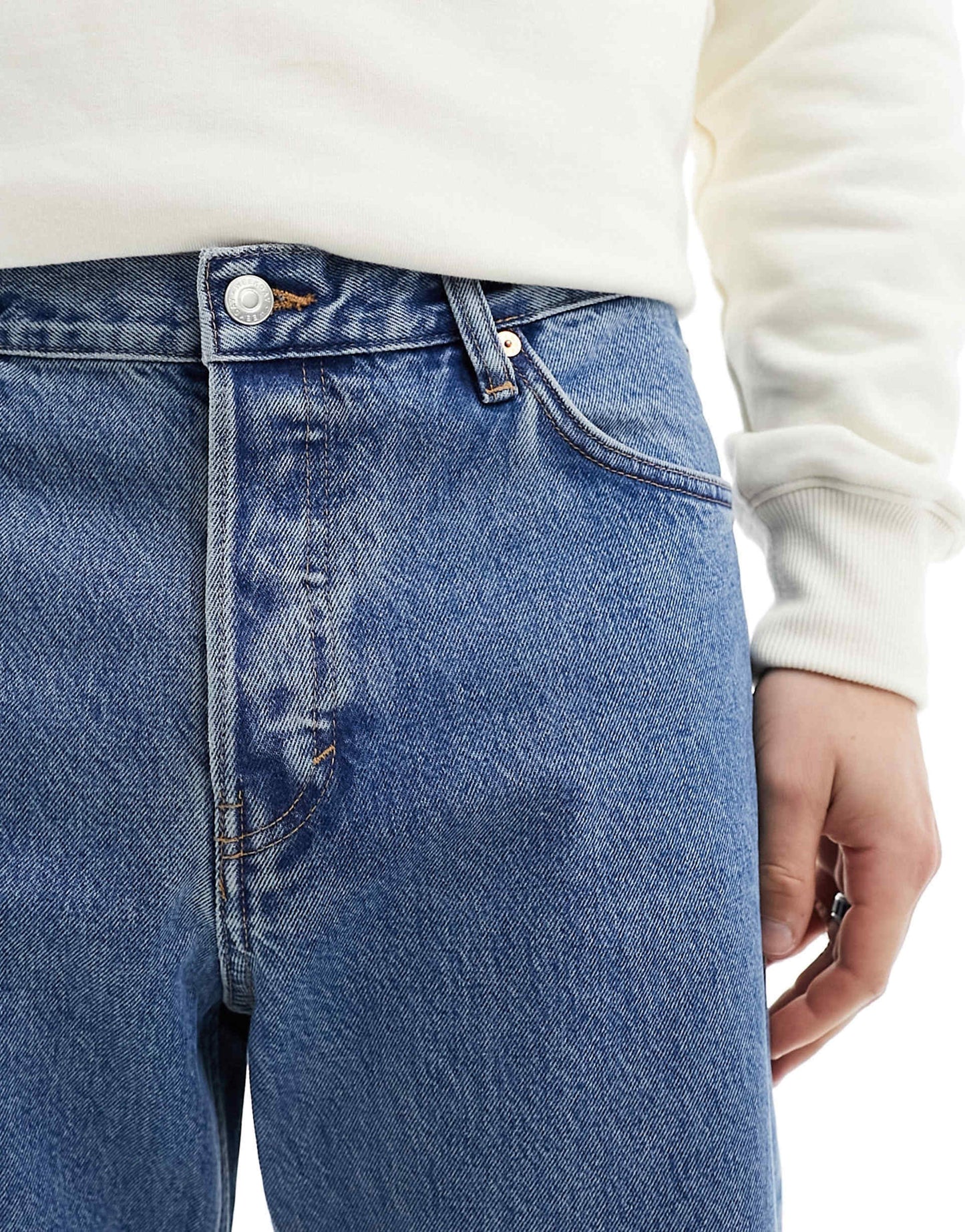 Barrel Relaxed Fit Tapered Jeans