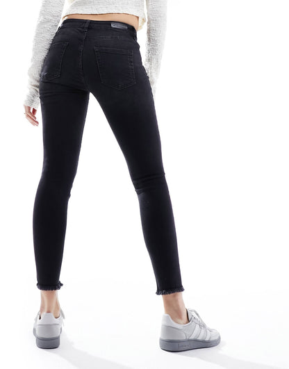 Ankle Length Skinny Jeans