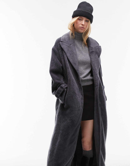 Tall Chuck On Coat