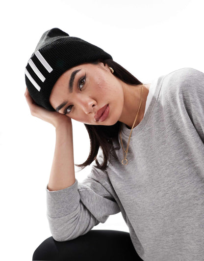 Training 3 Stripe Beanie