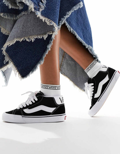 Knu Skool Mid Trainers