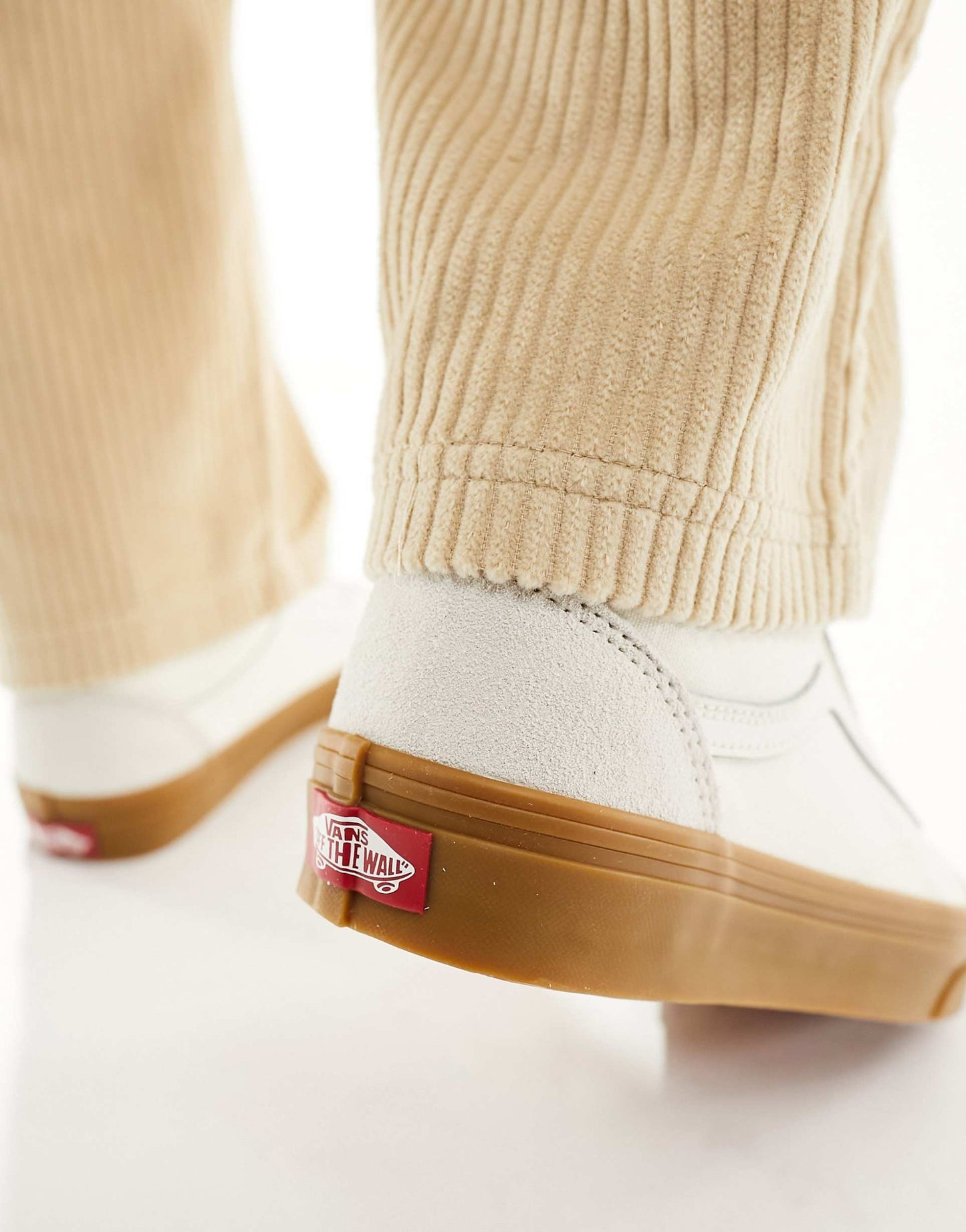 Old Skool Gum Sole Trainers