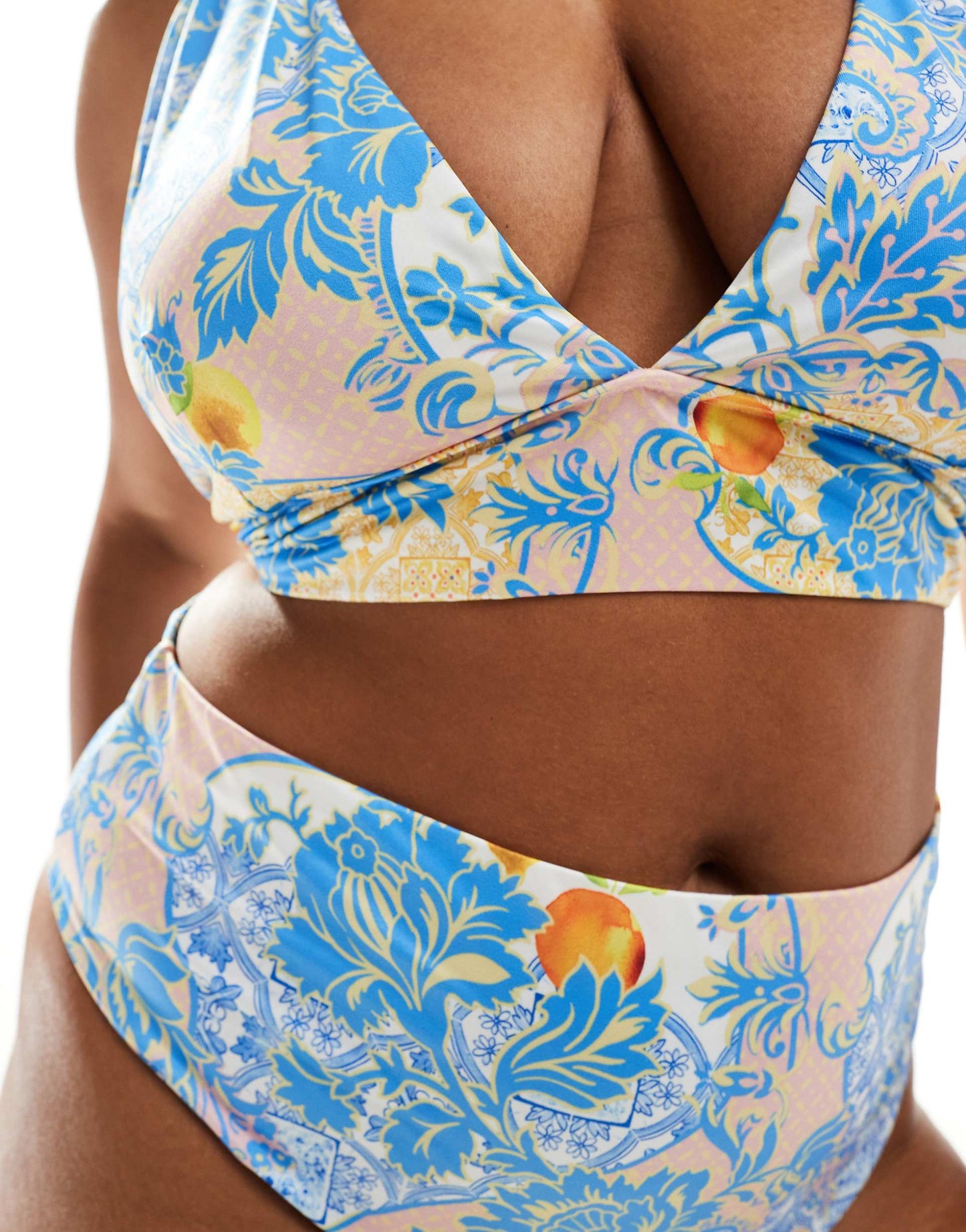 Curve Hailey High Apex Triangle Bikini Top