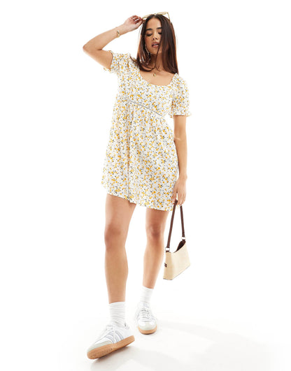 Chintzy Floral Mini Smock Dress