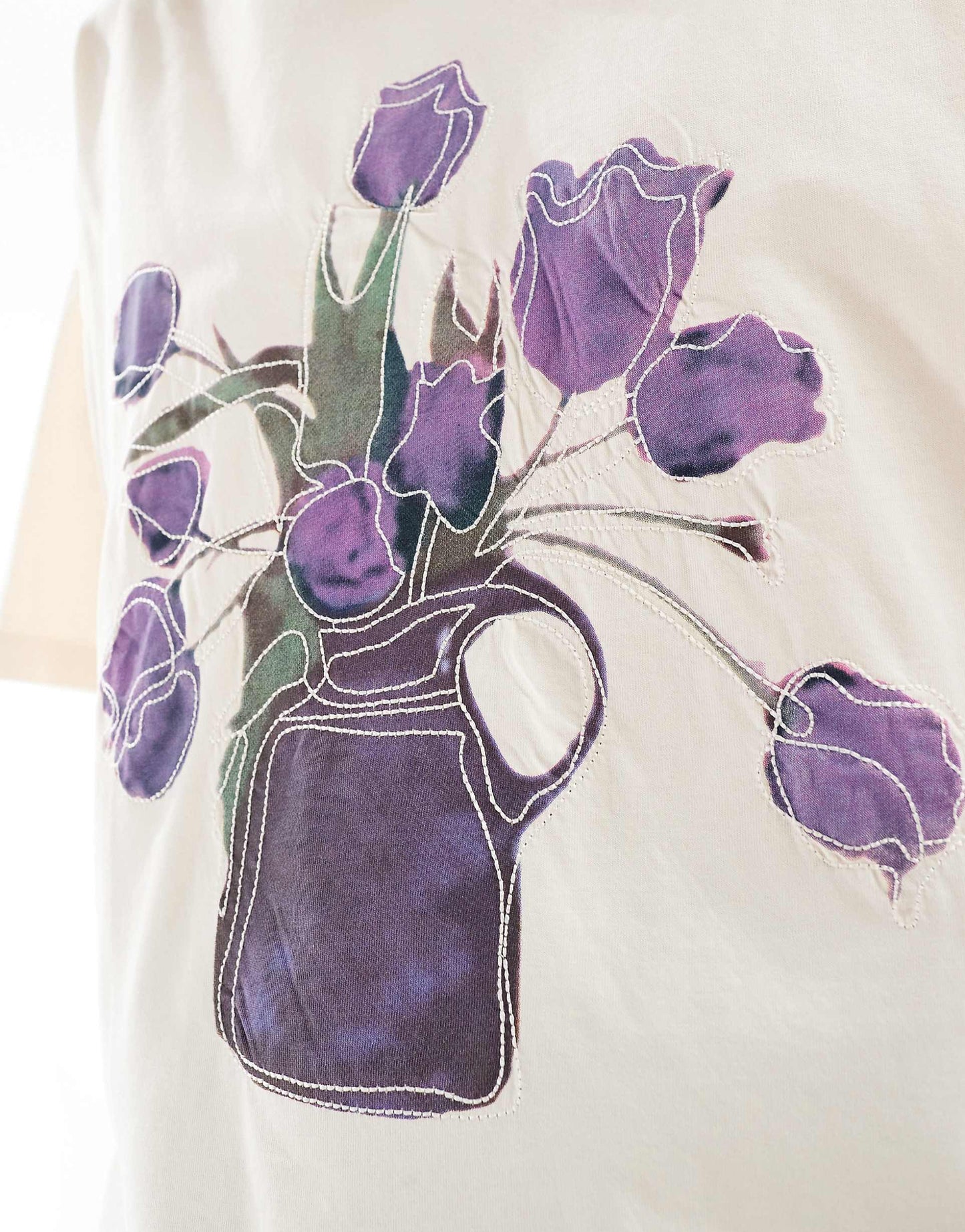Oversized T-Shirt With Embroidered Tulip Graphic