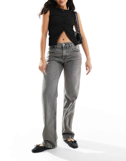 Mid Rise Straight Leg Jean