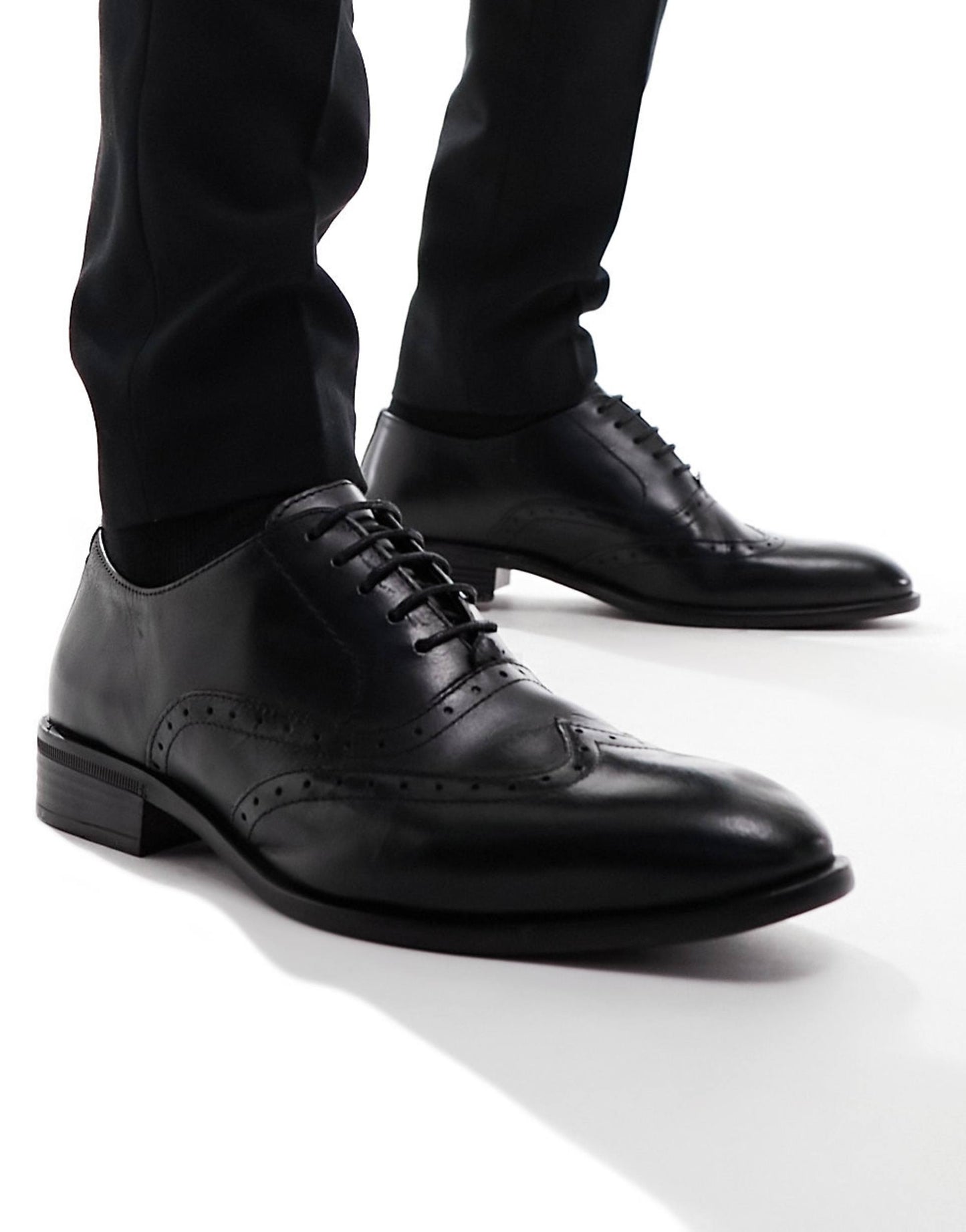 Lace Up Brogue Shoes